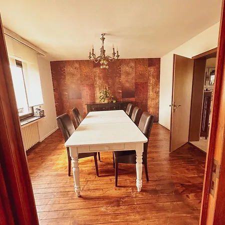 Monteurzimmer * טרויסדורף